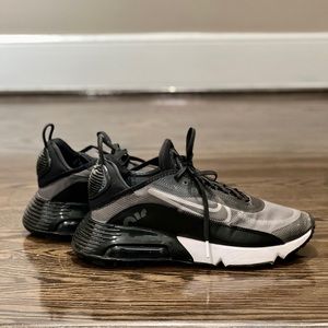 Nike Air Max 270